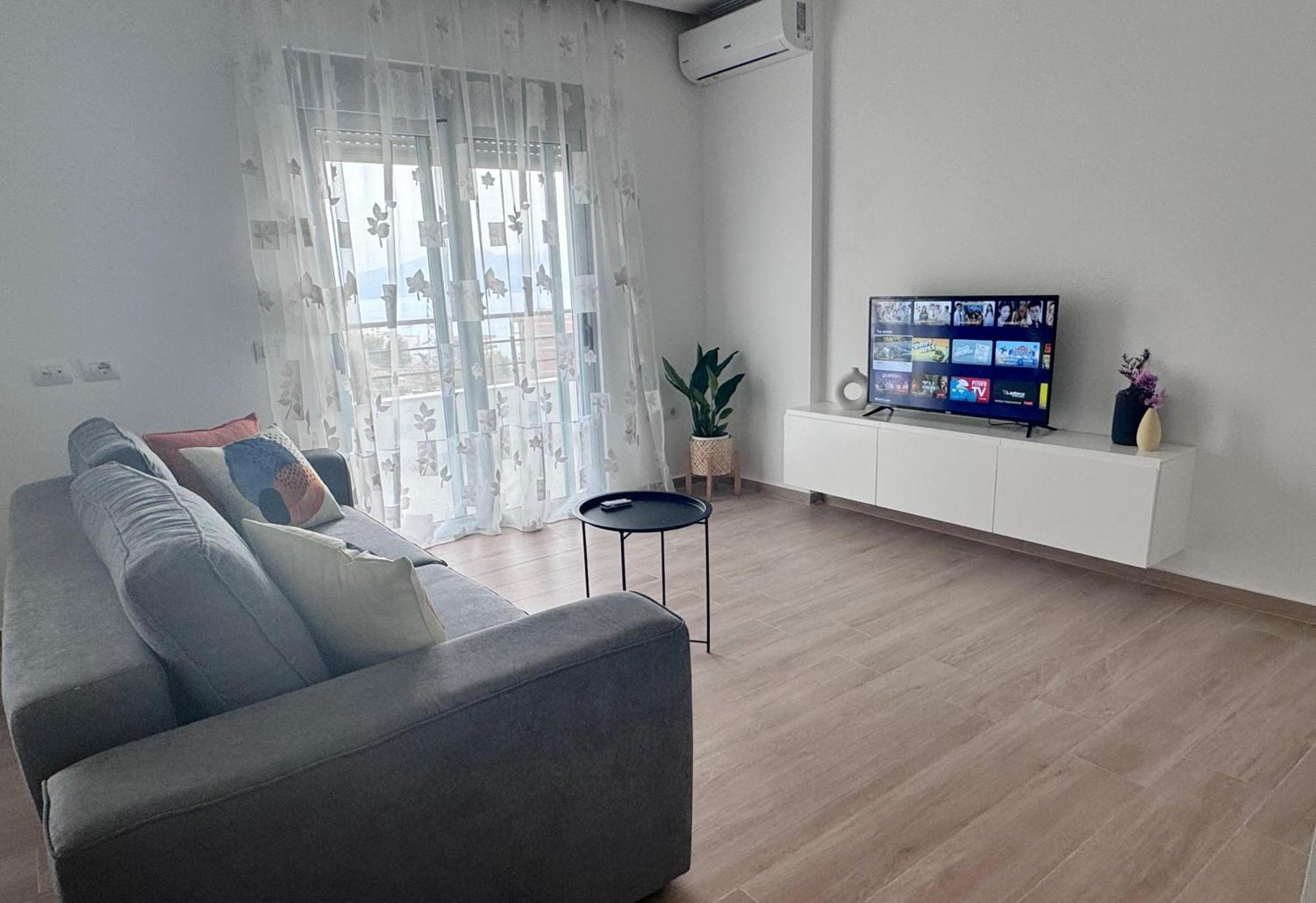 Sunset Hill Apartments Саранда Екстер'єр фото